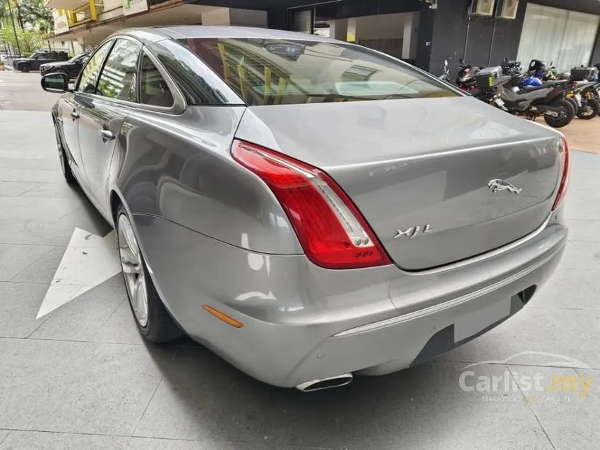 2011 Jaguar XJ L Premium Luxury Sedan