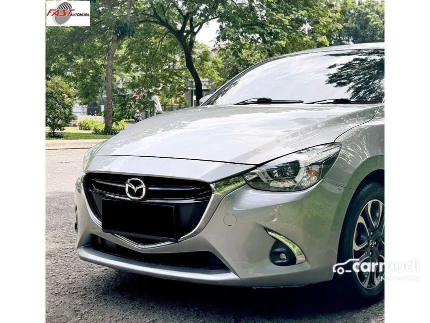 2017 Mazda 2 R Hatchback