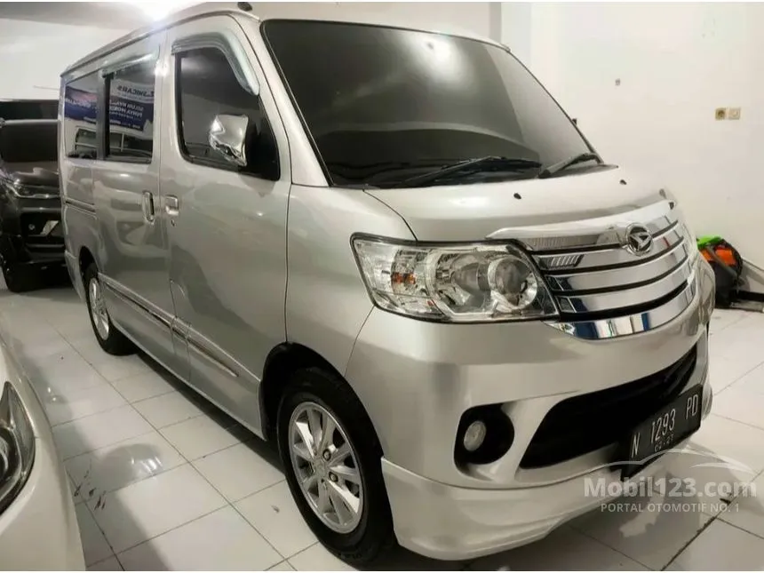 2022 Daihatsu Luxio D Van