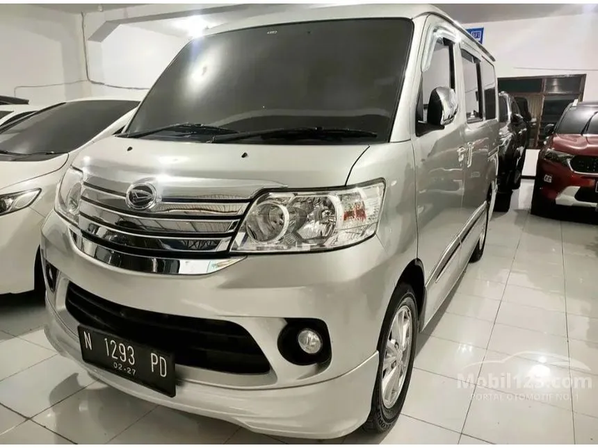 2022 Daihatsu Luxio D Van