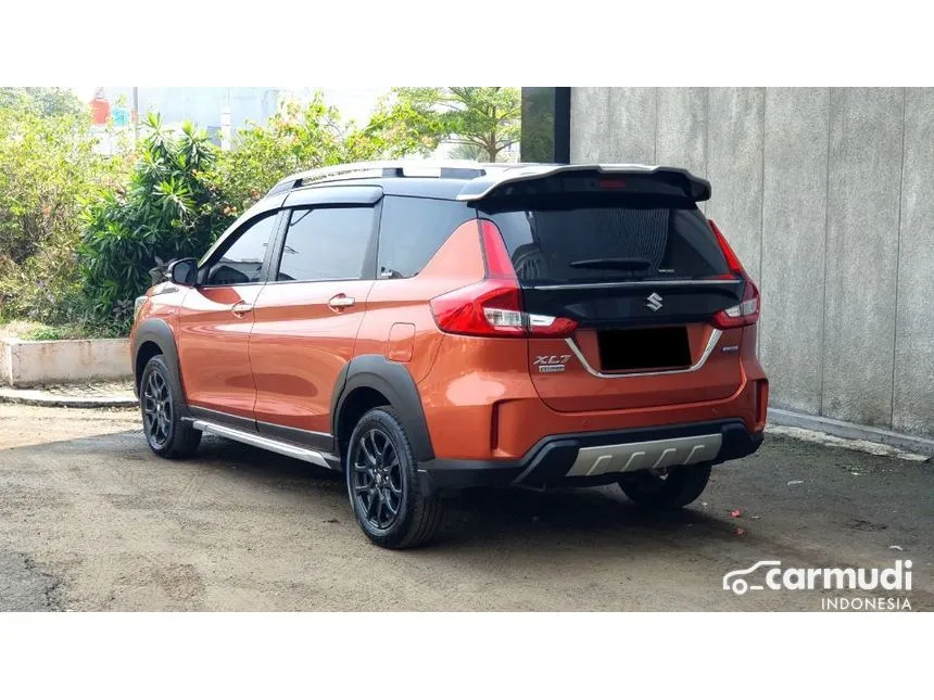 2023 Suzuki XL7 Alpha Hybrid SUV