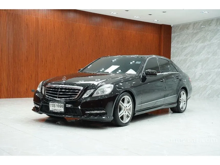 2012 Mercedes-Benz E250 Avantgarde CGI BlueEFFICIENCY Sedan