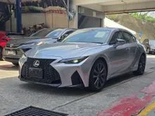 2023 LEXUS IS300 F-SPORT 2.0 (A) MARK LEVINSON, FULL BLACK INTERIOR, BSM, APPLE CARPLAY, ANDROID AUTO, REVERSE CAM