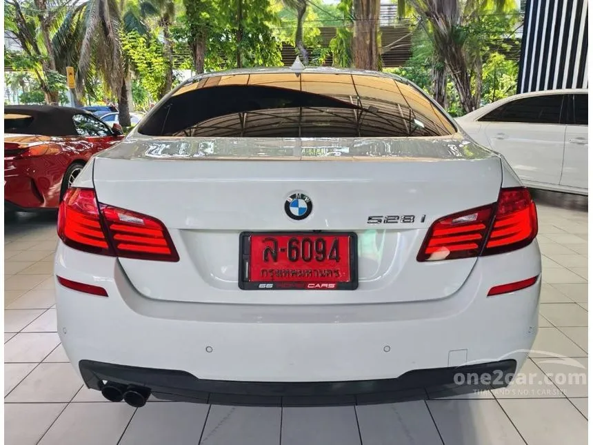 2017 BMW 528i M Sport Sedan