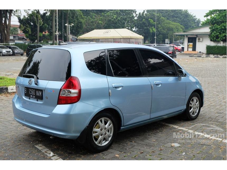Honda fit 2003