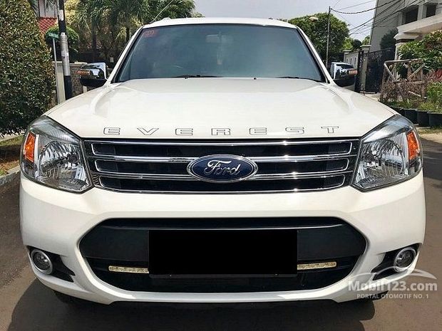 Ford Everest Mobil bekas dijual di Dki-jakarta Indonesia Ford Everest Mobil bekas dijual di Dki-jakarta Indonesia