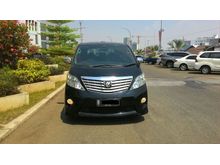 Toyota Alphard 2.4 S Golden - 2011 - MPV