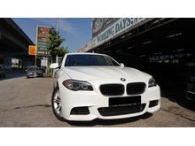 BMW 528i M-SPORT 2.0 NEW FACELIFT 2014,ORIGINAL M-SPORT F&B BUMPER,FULL LEATHER SEATS,PEARL WHITE COLOUR,LOW MILEAGE ONLY 4XKM,ONE MALAY DATIN OWNER