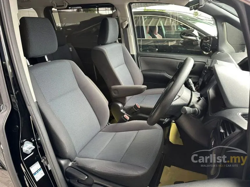 2021 Toyota Noah X MPV