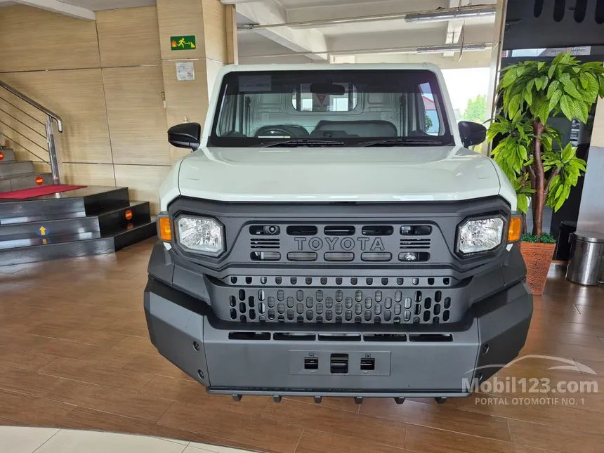 2025 Toyota Hilux Rangga Standard Flat Deck 3 Way Pickup