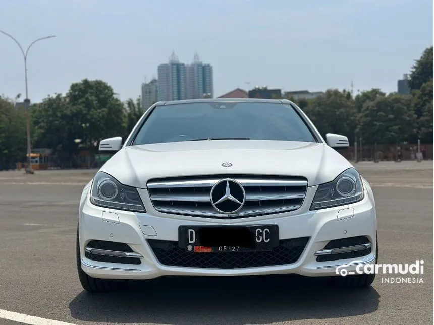 2013 Mercedes-Benz C300 Avantgarde Sedan