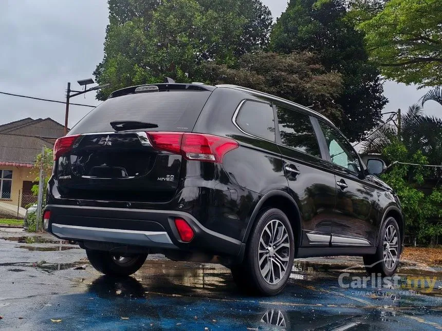 2018 Mitsubishi Outlander SUV