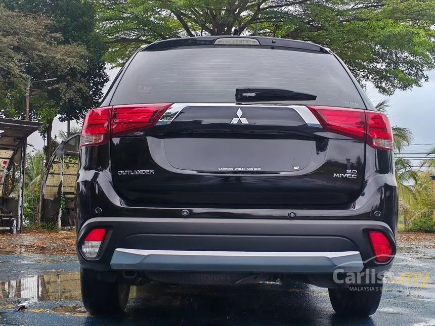 2018 Mitsubishi Outlander SUV