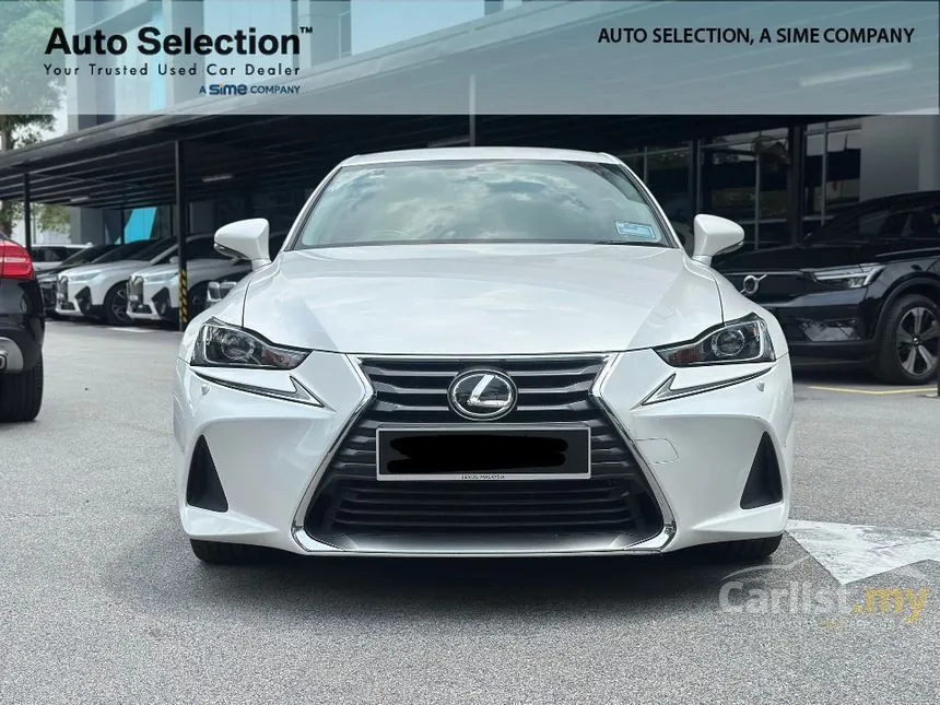 2018 Lexus IS 300 Premium Sedan