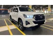 Used 2018/2019 Toyota Hilux 2.8 L-Edition Pickup Truck LOW MILEAGE, ONE OWNER, JUST LIKE BRAND NEW - Cars for sale