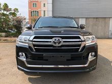 TOYOTA LAND CRUISER 4.5 UK VERSION 2013 ( RUBAH NEW MODEL 2019 ) BLACK ON BEIGE TDP 350JT