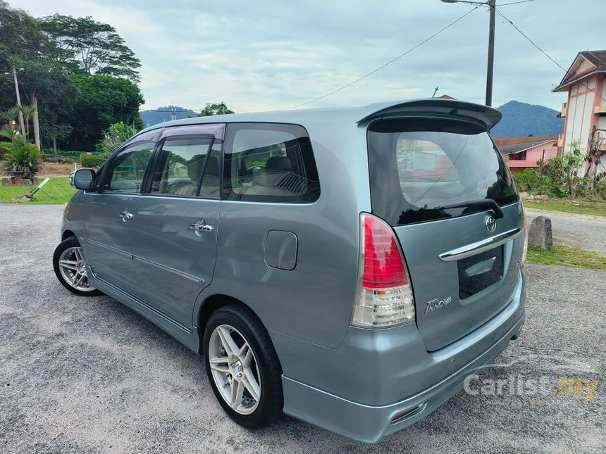 2010 Toyota Innova G MPV