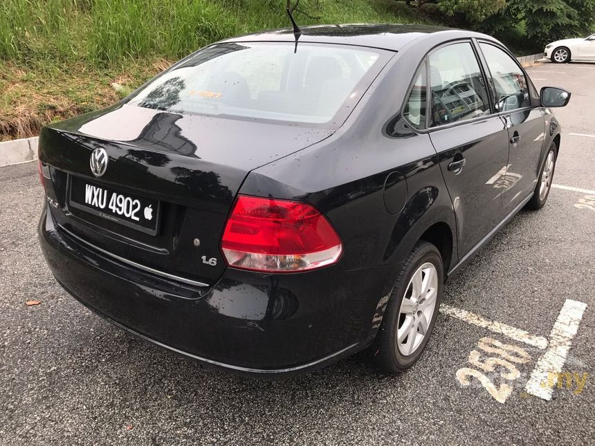 Volkswagen Polo 2012 1.6 in Johor Automatic Sedan Black 