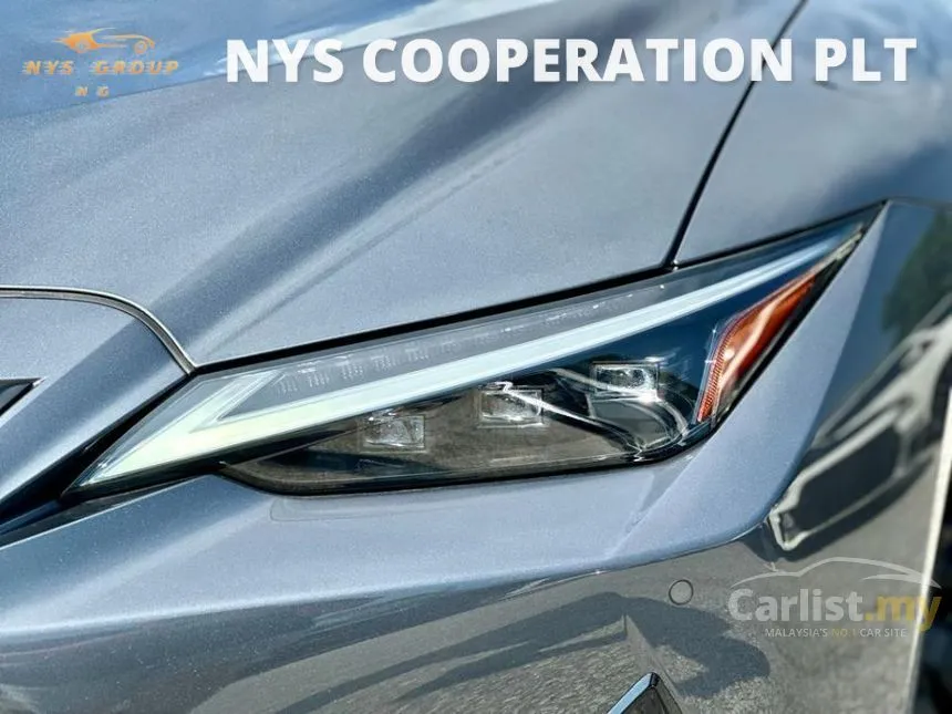 2023 Lexus IS 300 F Sport Mode Black 3 Sedan