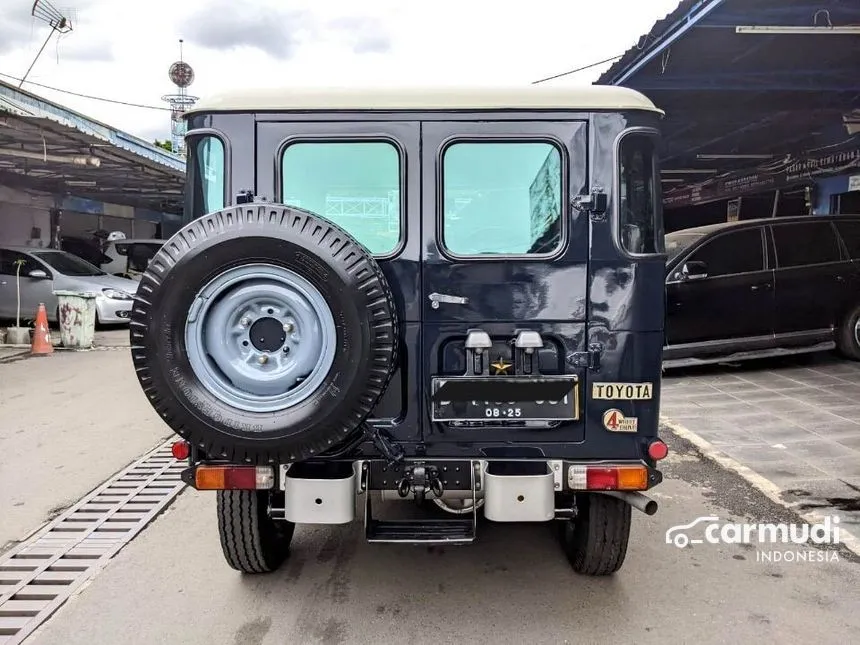 1982 Toyota Land Cruiser FJ40 Jeep