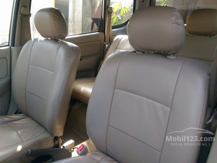 cicilan mobil ringan baru Jawa 1.0 di 2010 Xenia Daihatsu Mobil Li Timur FAMILY Jual