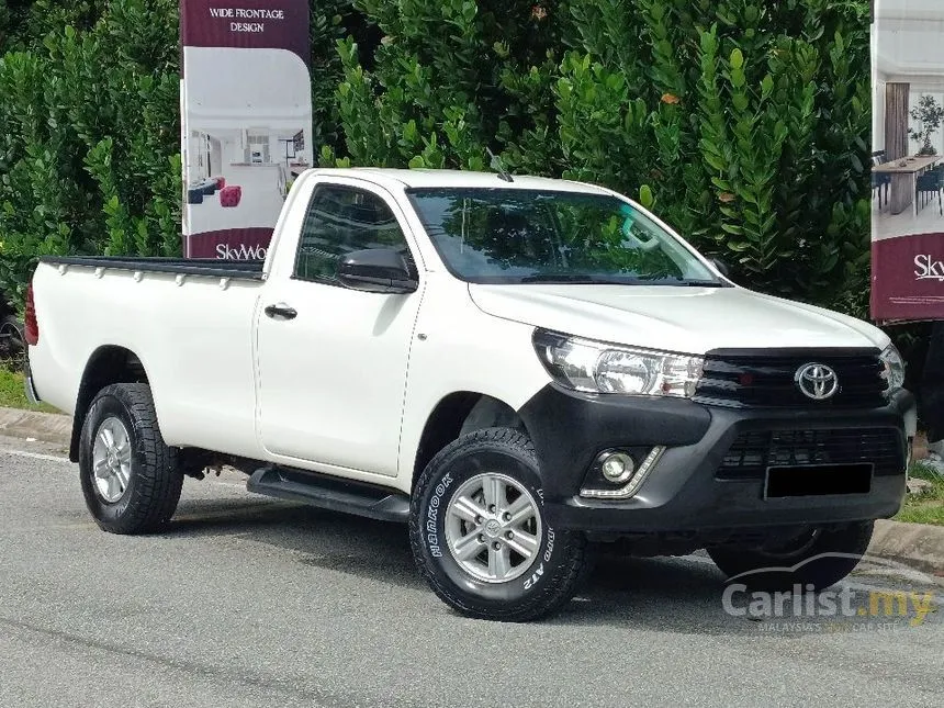 2022 Toyota Hilux Single Cab Pickup