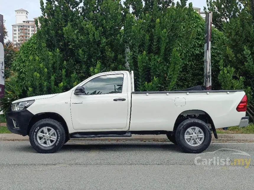 2022 Toyota Hilux Single Cab Pickup