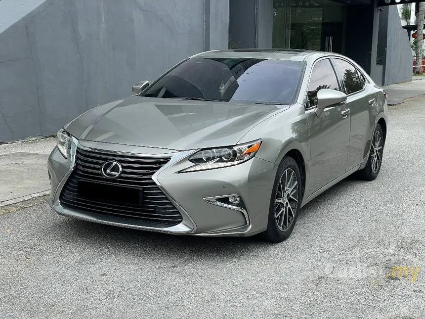 2017 Lexus ES 250 Luxury Sedan