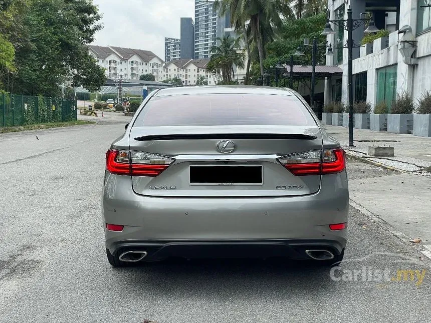 2017 Lexus ES 250 Luxury Sedan