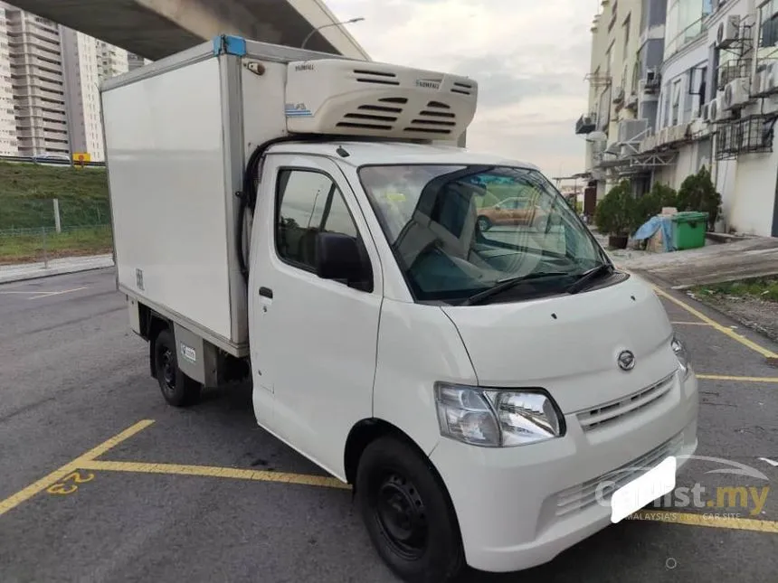 2015 Daihatsu Gran Max Frozen Food Cab Chassis