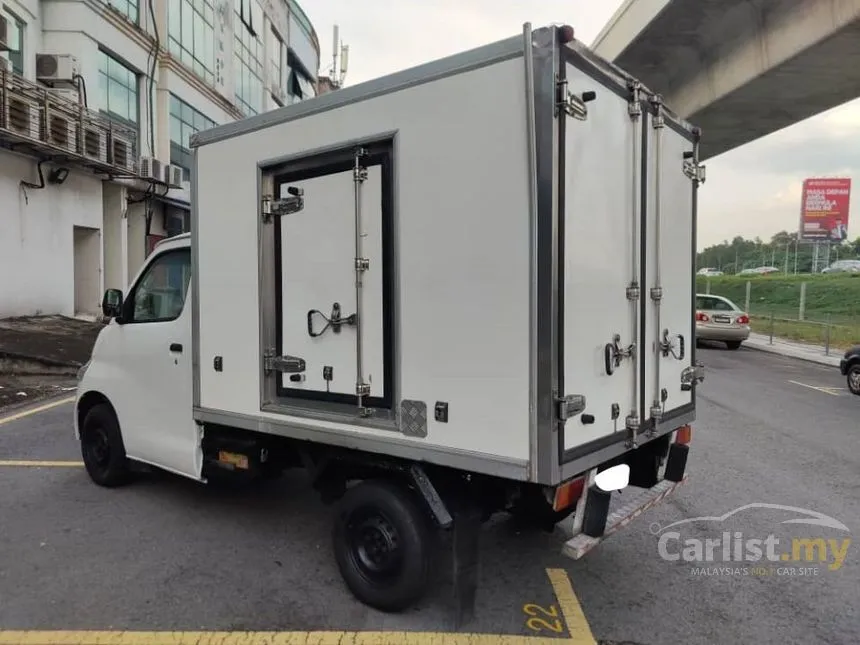 2015 Daihatsu Gran Max Frozen Food Cab Chassis