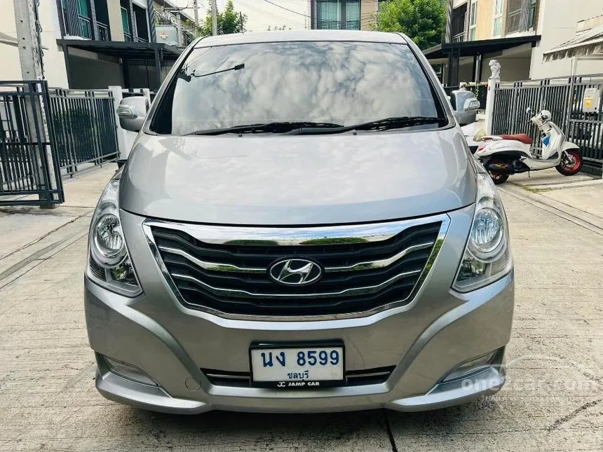 2016 Hyundai H-1 Elite Van