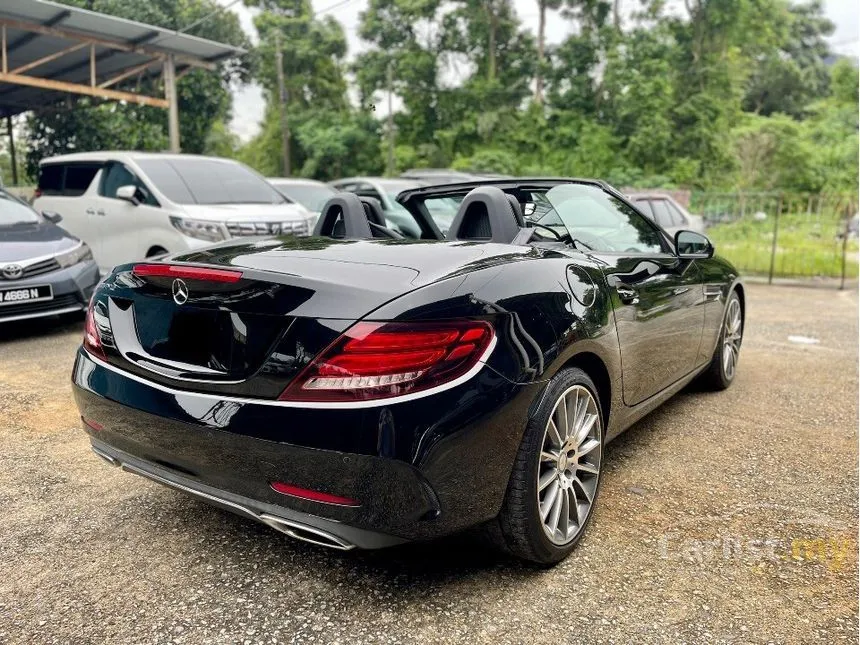 2017 Mercedes-Benz SLC200 Convertible