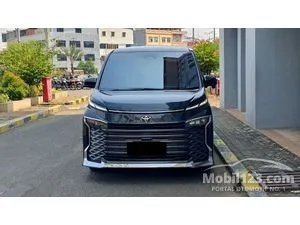 2022 Toyota Voxy 2.0 (Premium Color) MPV