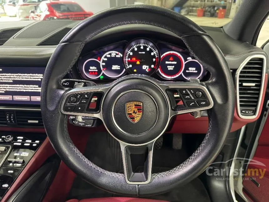 2022 Porsche Cayenne SUV