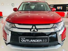 2019 Mitsubishi Outlander 2.0 SUV 4WD FREE 2 yrs Service Maintenance
