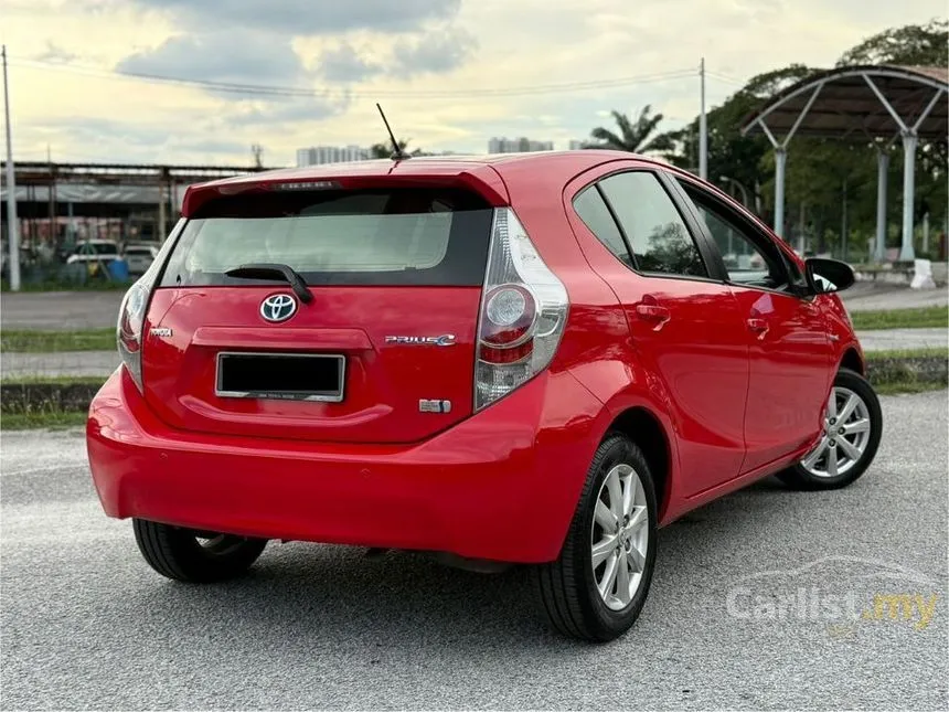2013 Toyota Prius C Hybrid Hatchback