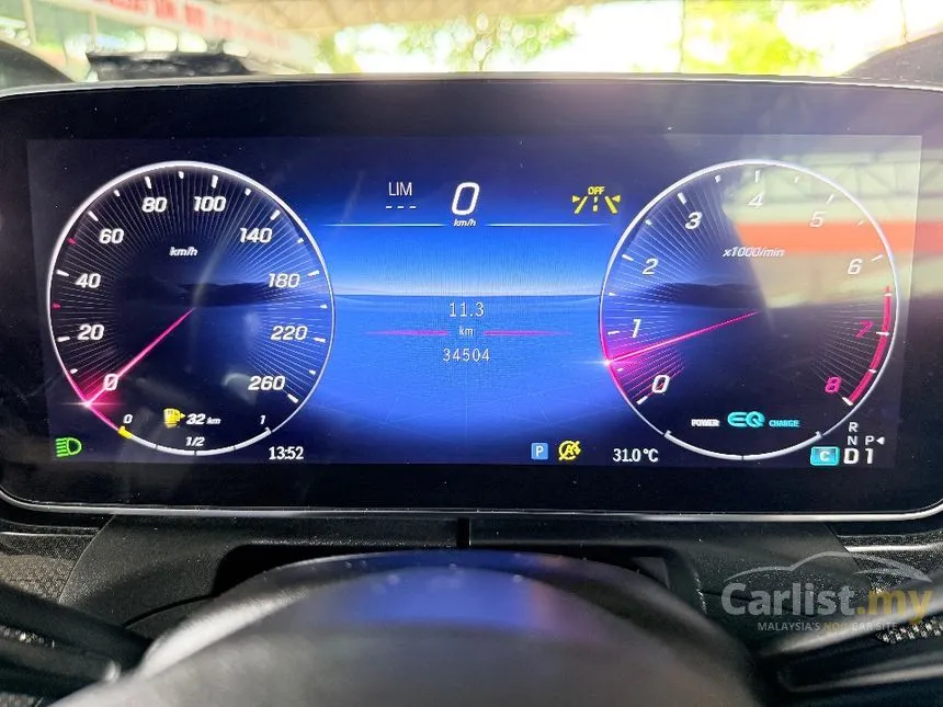 2022 Mercedes-Benz C300 AMG Line Sedan