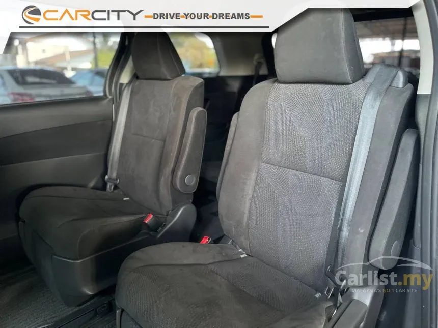 2013 Toyota Estima Aeras MPV
