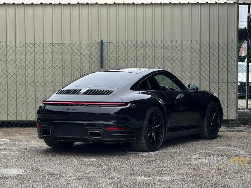 2022 Porsche 911 Carrera S Coupe