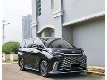 2025 Lexus LM 350h 2.5 7 Seater MPV
