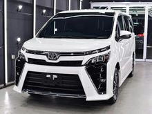 2019 Toyota Voxy 2,0 AT - PROMO DP 85 Juta an