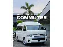 2026 Toyota Hiace 3.0 Commuter Van - Mobil niaga, minimal punya satu.