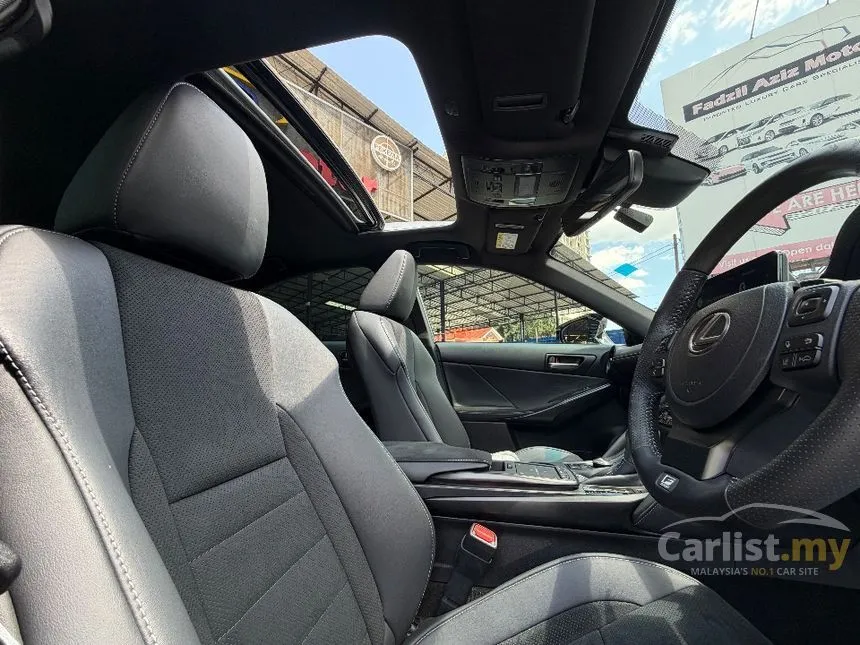 2023 Lexus IS 300 F Sport Sedan