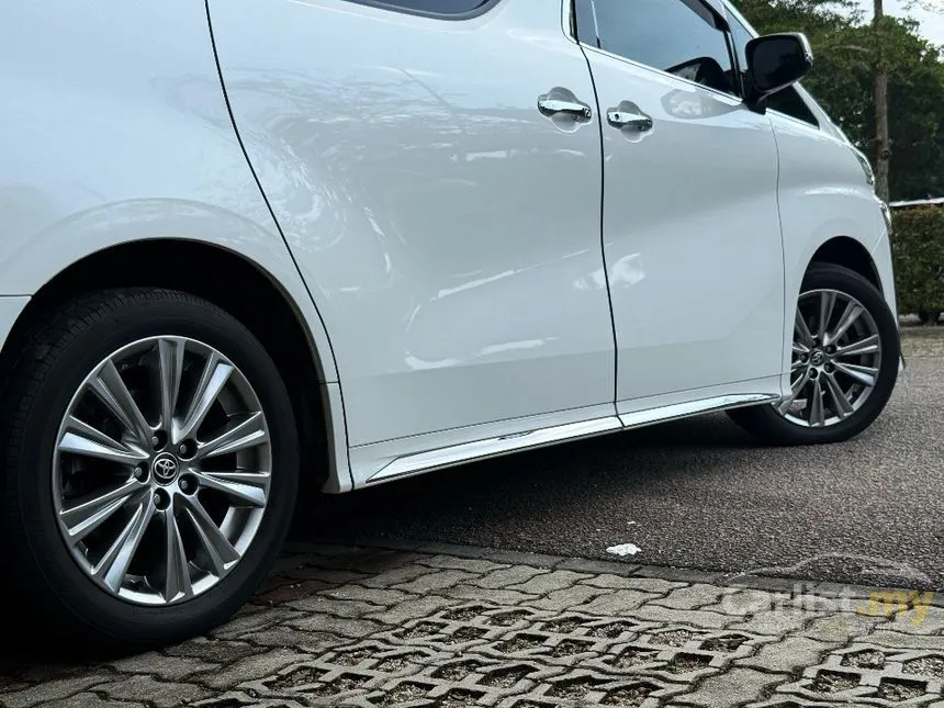 2021 Toyota Vellfire Z Golden Eyes MPV