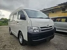2010 Toyota Hiace 2.5 Window Van Van , VERY GOOD CONDITIONS