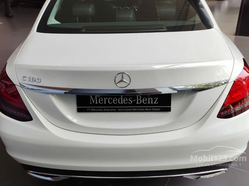 2021 Mercedes-Benz C180 Avantgarde Line Sedan