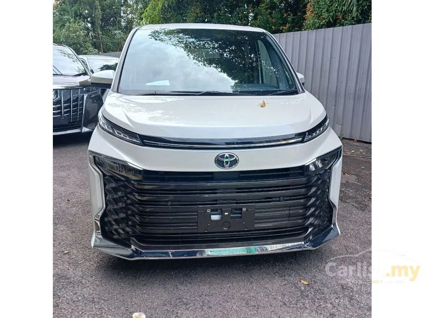 2023 Toyota Voxy S-Z MPV