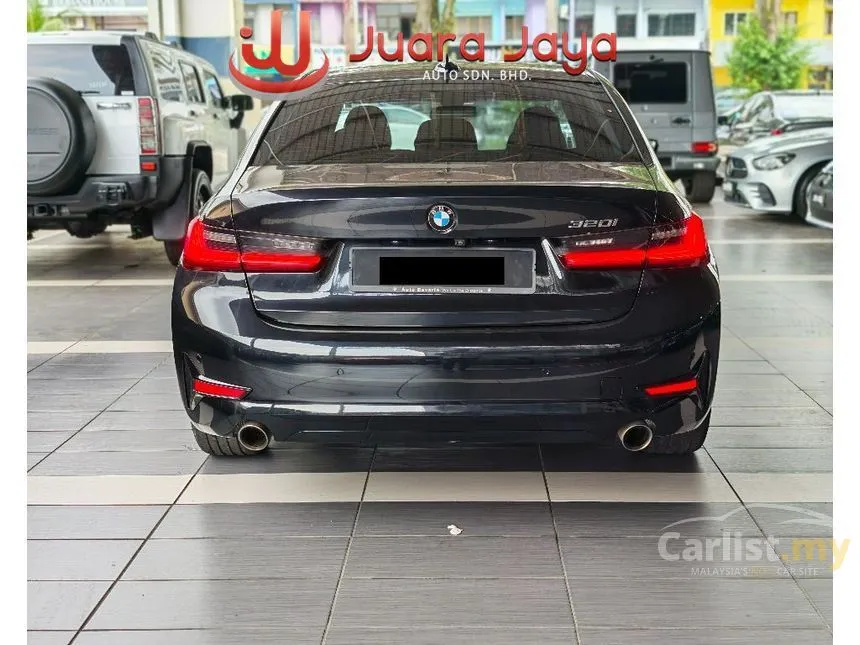 2022 BMW 320i Sport Sedan