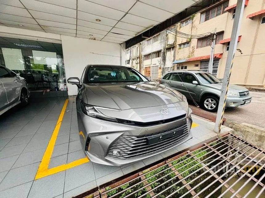 2025 Toyota Camry HEV Sedan